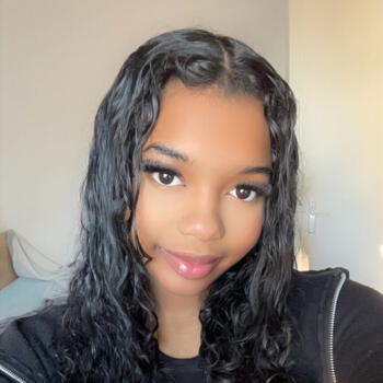 Babysitter in Paris: Coumba