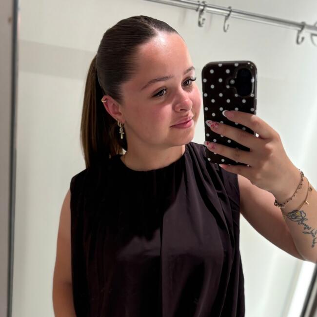 Babysitter in Chabrillan: Carla