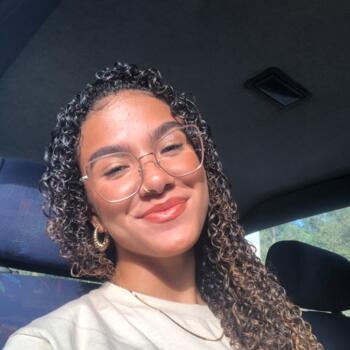 Babysitter Trofa: Sthefany