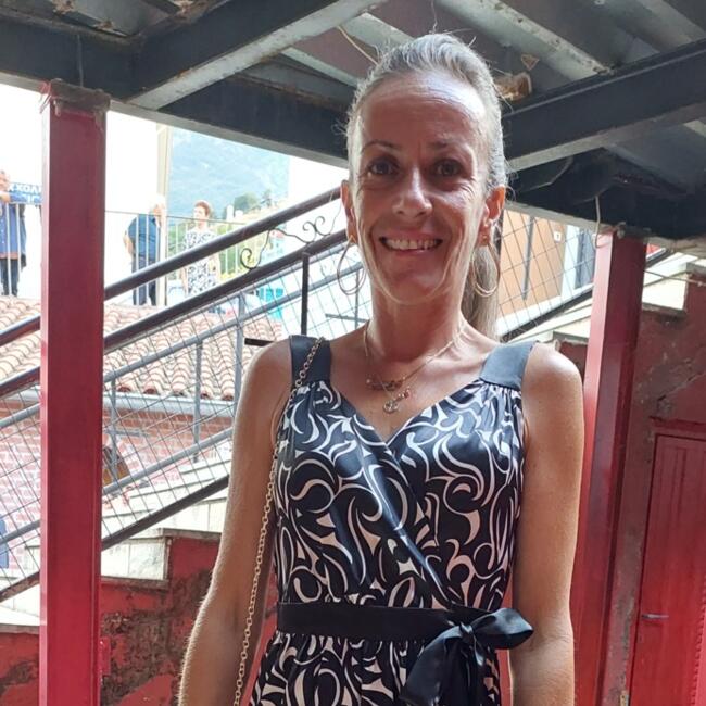 Babysitter in Voula: ΕΦΗ