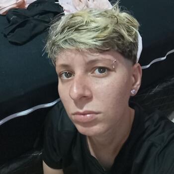 Babá em Sertãozinho: Leticia Gabriele