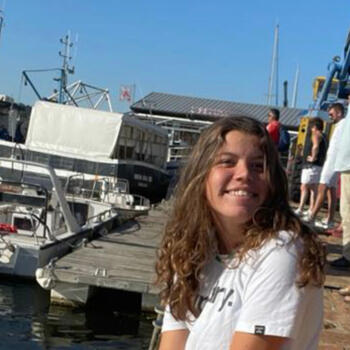 Babysitter in Ploubazlanec: Lison