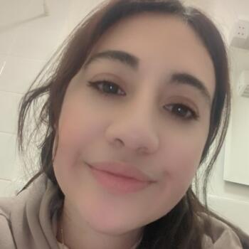 Babysitter in Dublin: Camélia