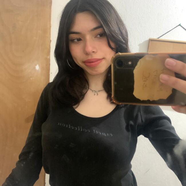 Babysitter in Peñaflor: Alexandra