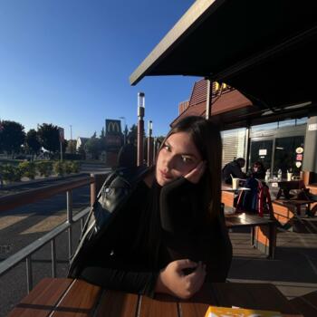 Babysitter in Finale Ligure: Casey