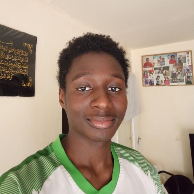 Babysitter in Pontoise: Moustakim