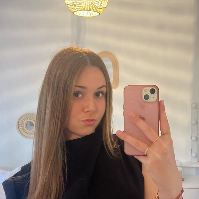 Babysitter in Nice: Juliette