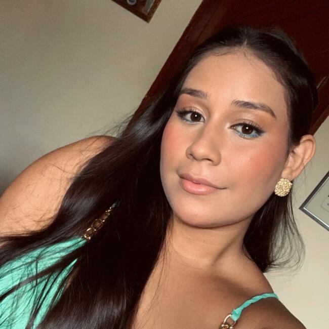 Babysitter in João Pessoa: Thawana