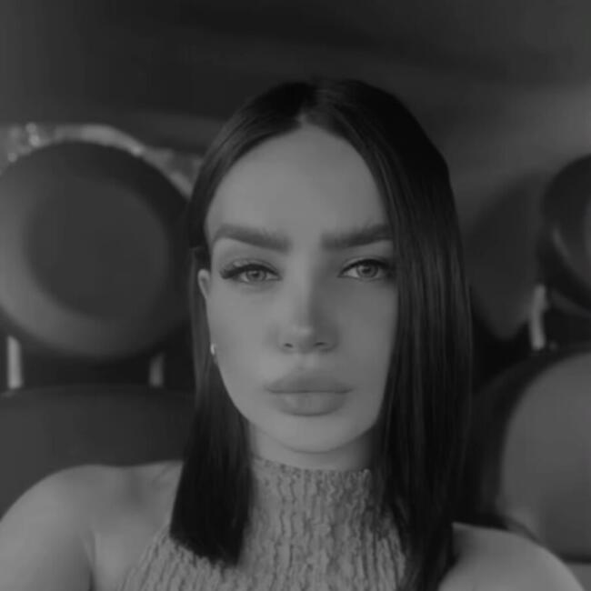 Babysitter in Athens: Χριστινα