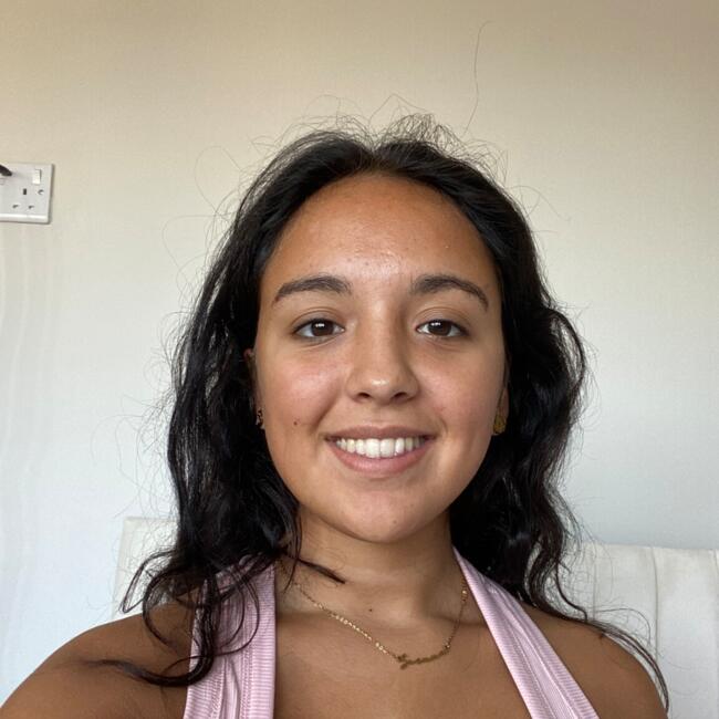 Babysitter in Ormskirk: Sienna