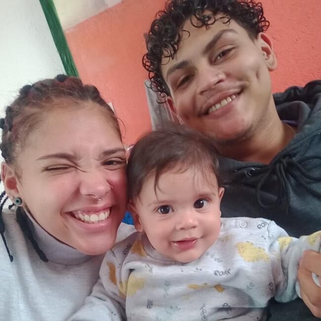 Emprego de babá em Osasco: Livia