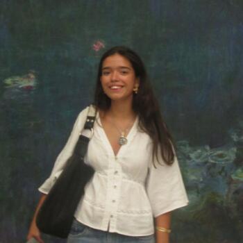 Babysitter in Lisbon: Teresa