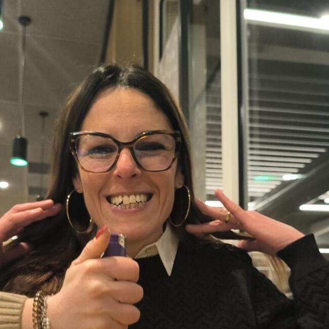 Babysitter a Vittoria: Katia