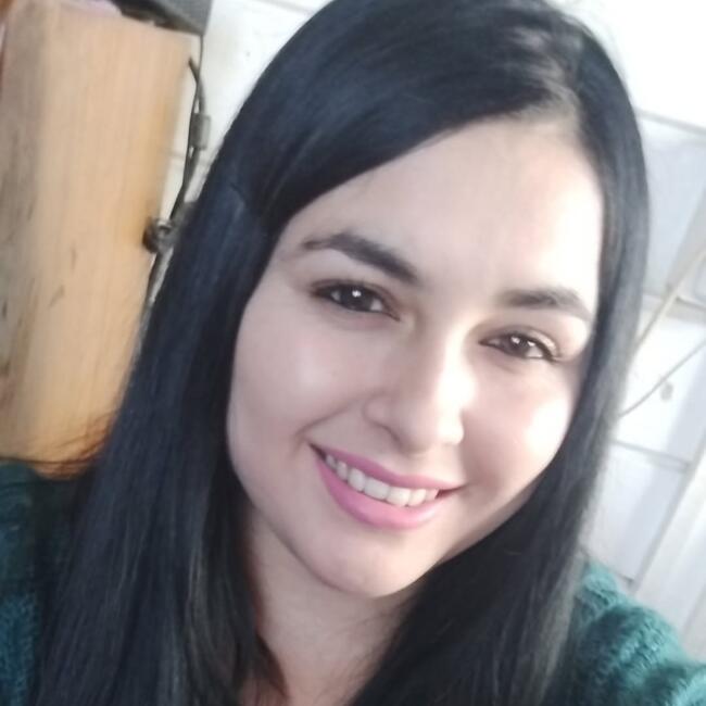 Babysitter in Hualpén: Francesca