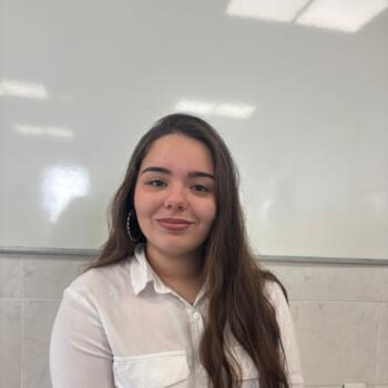 Babysitter in Seville: Lucía
