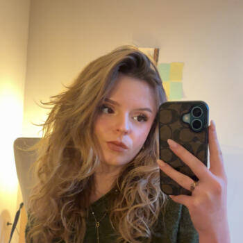 Babysitter in Lille: Yvonne