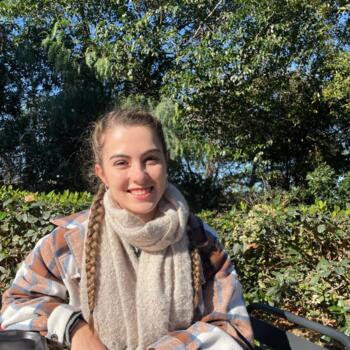 Babysitter in Rubí: Esther