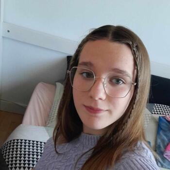 Babysitter em Liévin: Lucie