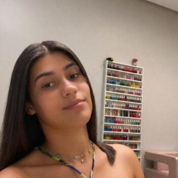 Babysitter Mineiros: Maria Eduarda