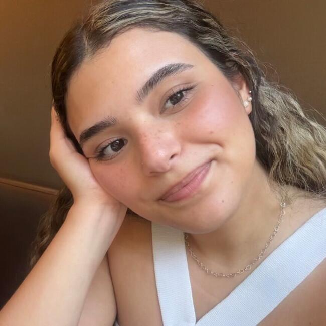 Babysitter in Brasília: Gabriela