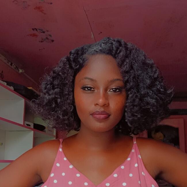 Babysitter in Camp Diable: Pascaline