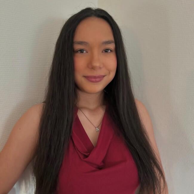 Babysitter in Saint-Étienne-du-Rouvray: Alia
