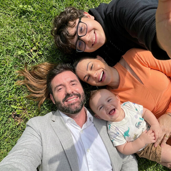 Emprego de babá em Fortaleza: LUCIANA