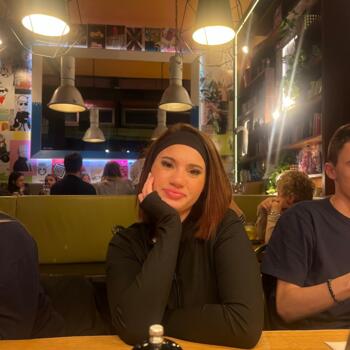 Babysitter in Le Havre: Hyna