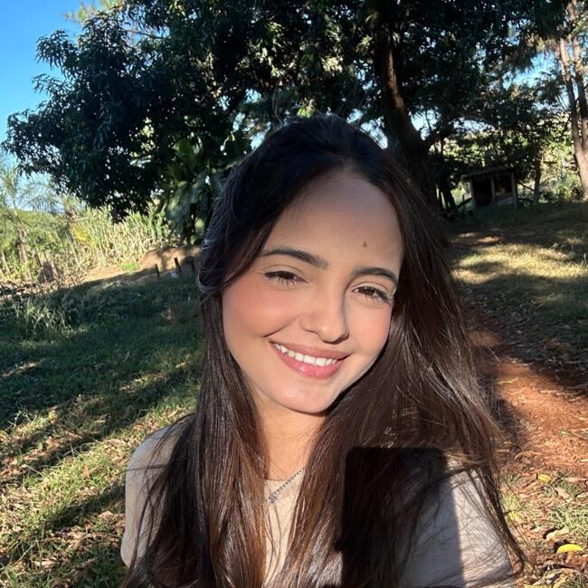 Babysitter in Rio Verde: Izabela