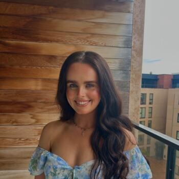 Babysitter in Stillorgan: Evie