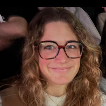 Babysitter in Paris: Domitille