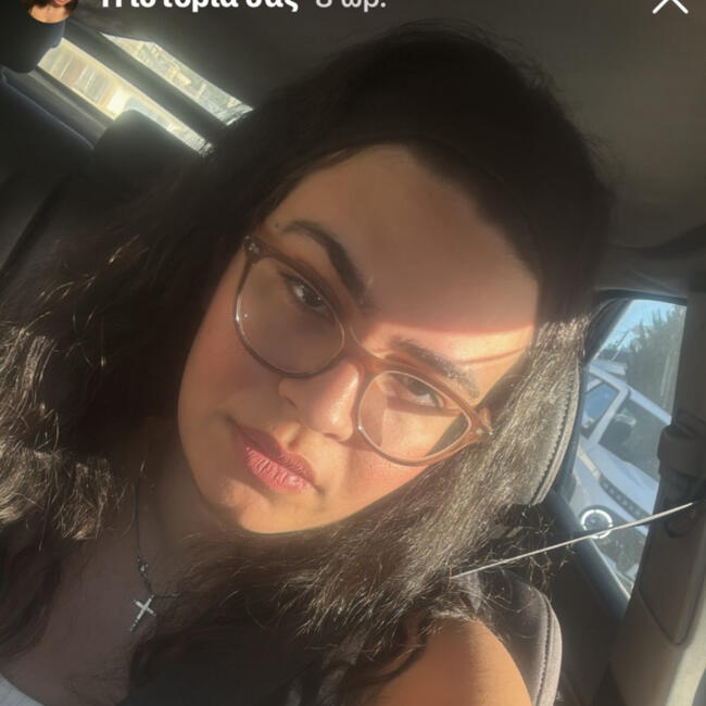 Káto Lakatámeia bölgesinde bebek bakıcısı: Louiza