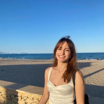 Babysitter in Alicante: Indira