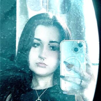 Babysitter in Derby: Hermione