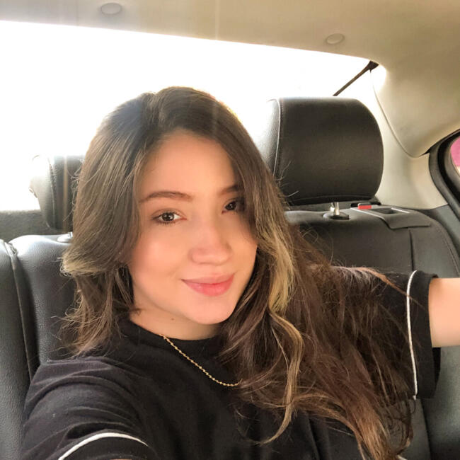 Babysitting job in Bello: Camila