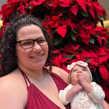 Babysitting job in Irving: babysitting job Adriana