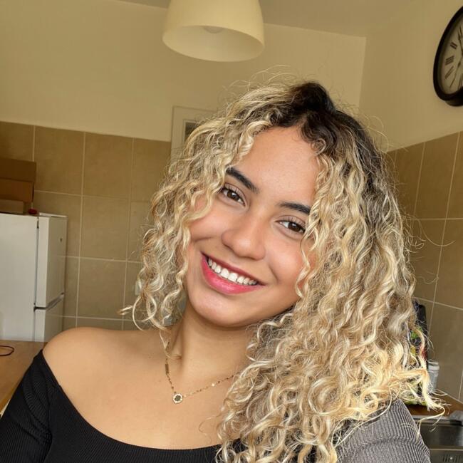 Babysitter in Auderghem: Lorranne