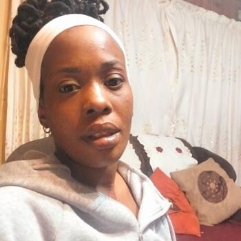 Babysitter in Clermont: Nompumelelo Nono