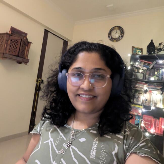 Thāne में बेबीसिटिंग की नौकरी: Mayuri