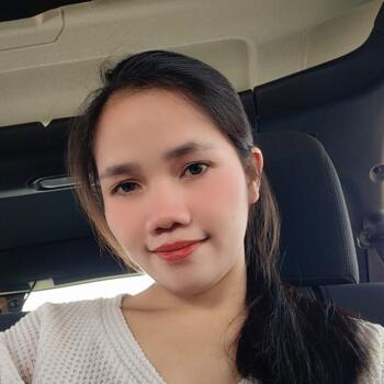 Nanny Dubai: Emmalyn