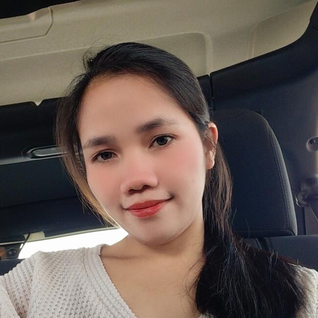 مربية أطفال في دبي: Emmalyn