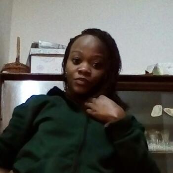 Babysitter in New Cairo: Onyango
