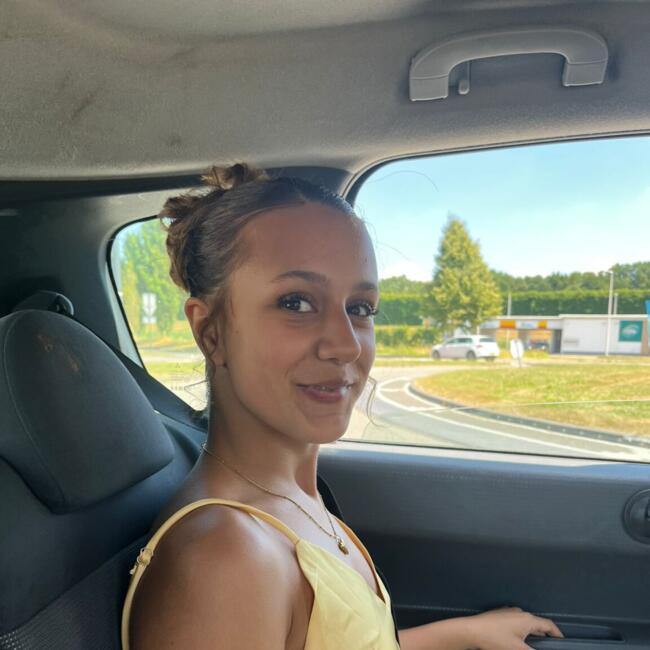 Babysitter in Hooglanderveen: Vienna