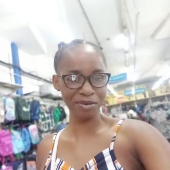 Nanny in Newlands West: Lorraine