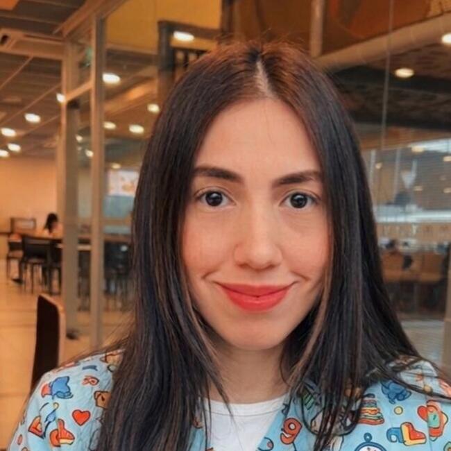 Babysitter in San Lorenzo: Anyi Paola