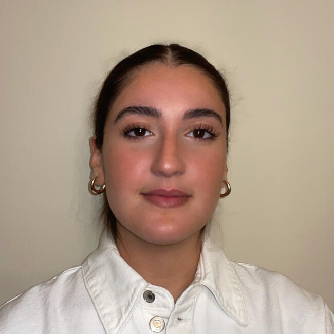 Babysitter a Sesto San Giovanni: Ilaria