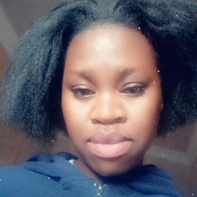 Babysitter in Germiston: Lungile