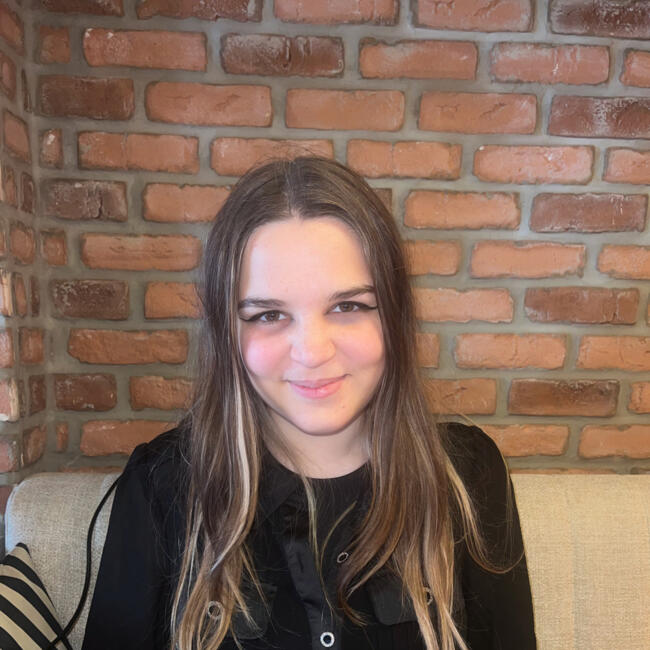 Baby-sitter in Québec: Elisa