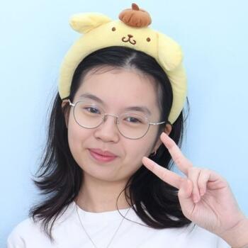 Babysitter in Tangerang: Ash