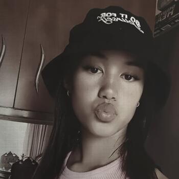 Babysitter in Mid-Ennerdale: Chloe